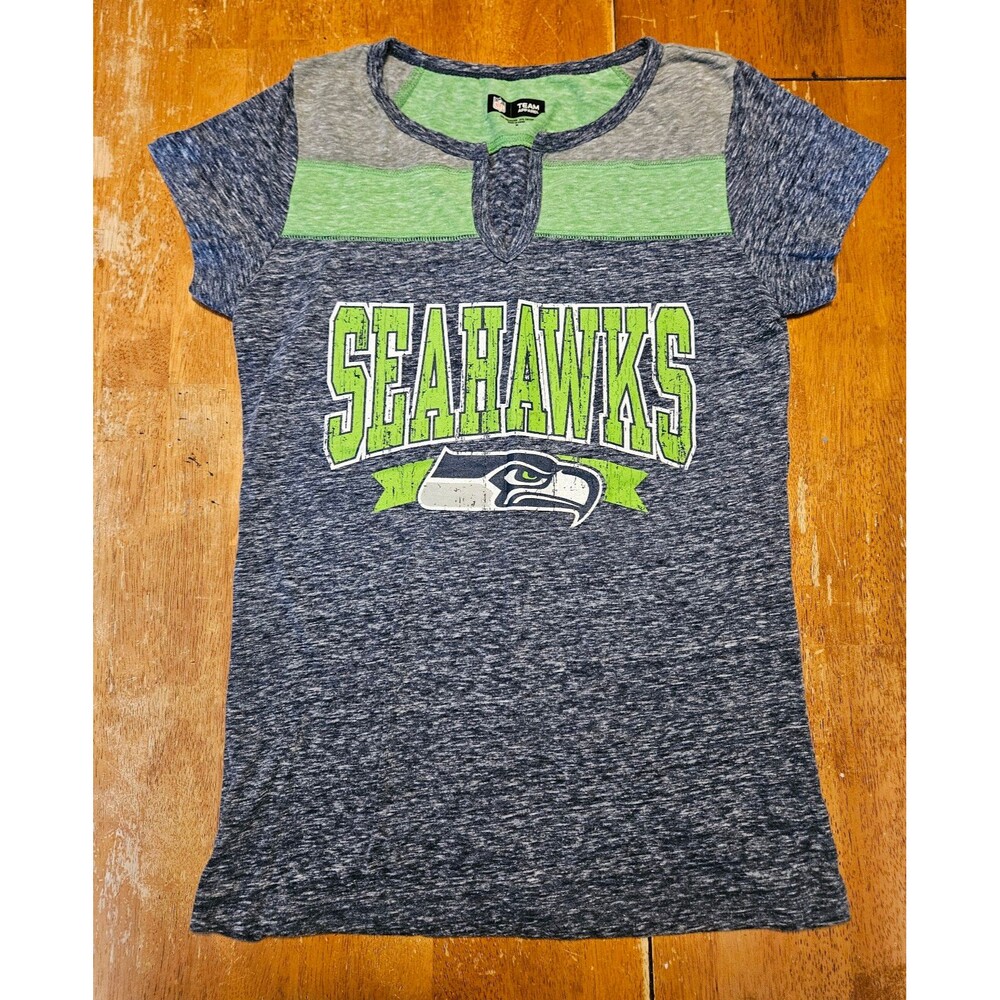 Seattle Seahawks NFL Tshirt Womens Medium Football Blue Green